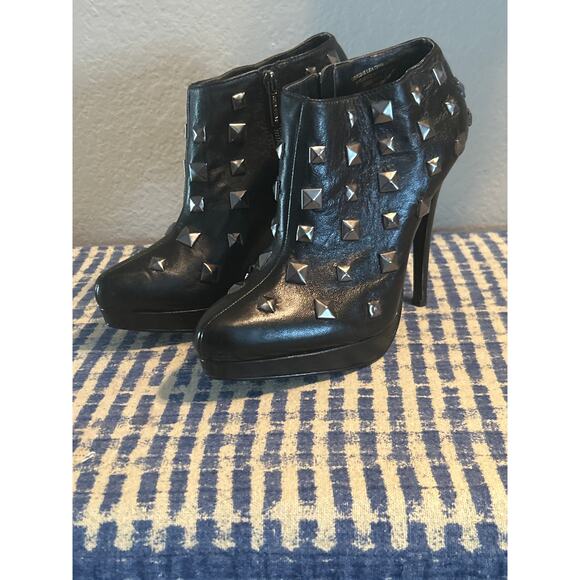 Colin Stuart Black Leather Studded Platform Heels - Picture 2 of 10